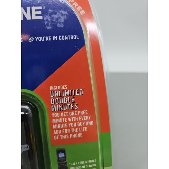 LG 420G  ( TracFone ) Cellular Flip Phone  Camera Bluetooth Sealed New In Box - Picture 4 of 6